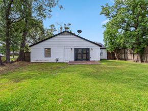 6038 Woodbrook Lane, Houston TX 77008