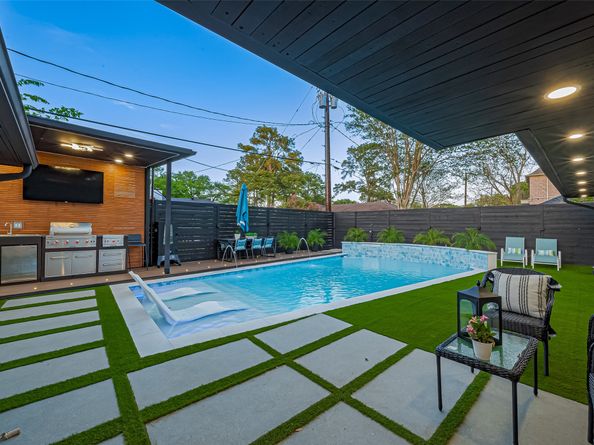 4434 Sarong Drive, Houston TX 77096
