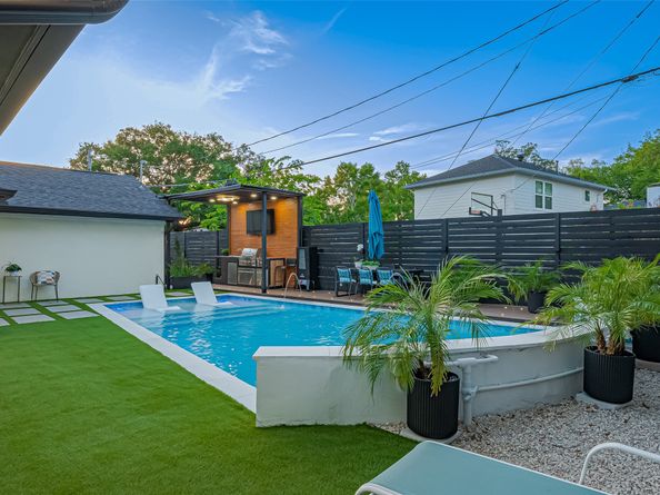 4434 Sarong Drive, Houston TX 77096