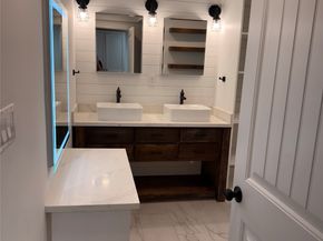 2044 Des Jardines Street, Houston TX 77023