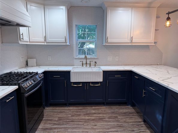 2044 Des Jardines Street, Houston TX 77023