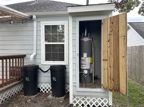 2044 Des Jardines Street, Houston TX 77023