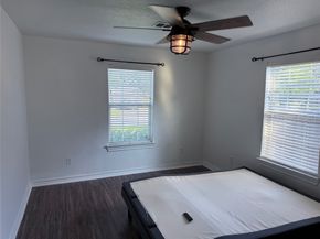 2044 Des Jardines Street, Houston TX 77023