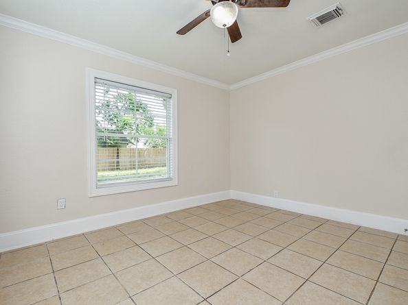 44 Farrell Street, Houston TX 77022