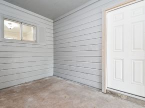 44 Farrell Street, Houston TX 77022