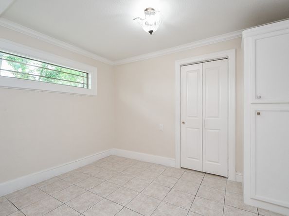 44 Farrell Street, Houston TX 77022