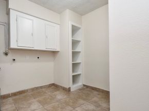 44 Farrell Street, Houston TX 77022
