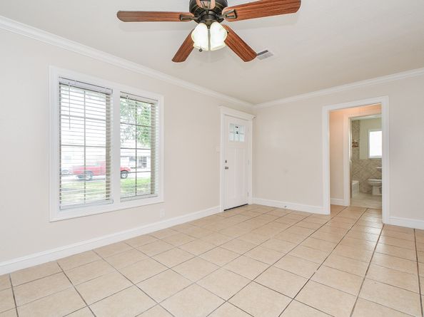 44 Farrell Street, Houston TX 77022