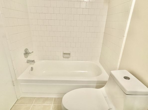 2711 Grants Lake Boulevard 203, Sugar Land TX 77479