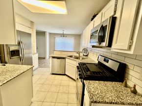 2711 Grants Lake Boulevard 203, Sugar Land TX 77479