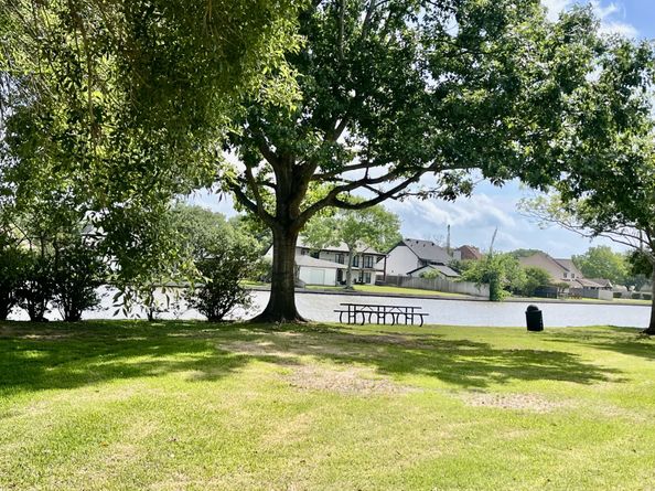 2711 Grants Lake Boulevard 203, Sugar Land TX 77479