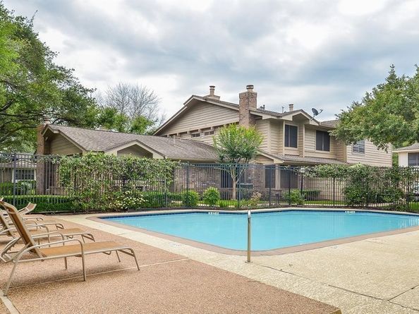2711 Grants Lake Boulevard 203, Sugar Land TX 77479