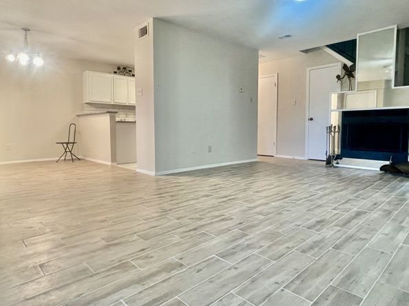 2711 Grants Lake Boulevard 203, Sugar Land TX 77479