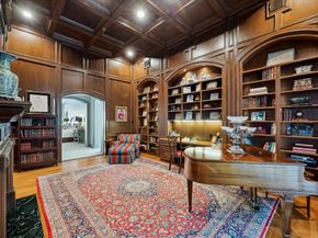 10911 Kemwood Drive, Houston TX 77024