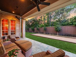10911 Kemwood Drive, Houston TX 77024