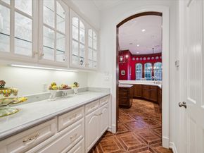 10911 Kemwood Drive, Houston TX 77024