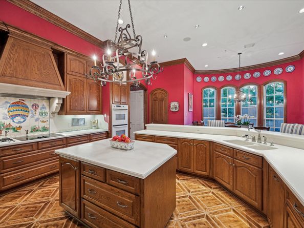 10911 Kemwood Drive, Houston TX 77024