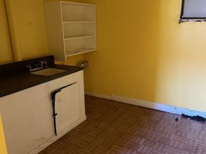 1130 Hoffman Street, Houston TX 77020