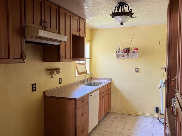 1130 Hoffman Street, Houston TX 77020