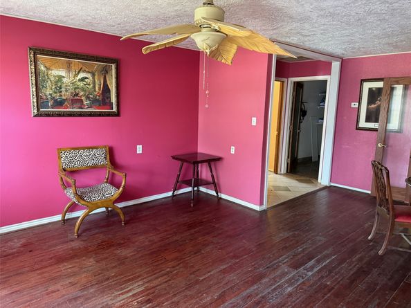 1130 Hoffman Street, Houston TX 77020