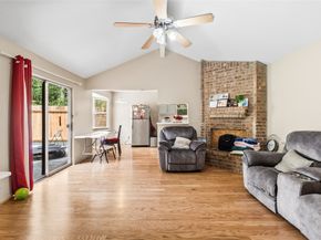 1 E Woodtimber Court, Spring TX 77381