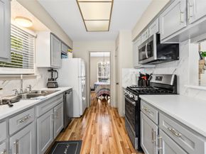 1 E Woodtimber Court, Spring TX 77381