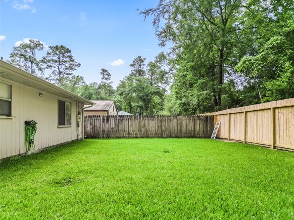 1 E Woodtimber Court, Spring TX 77381