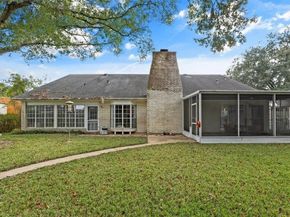 9011 Tavenor Ln, Houston TX 77075