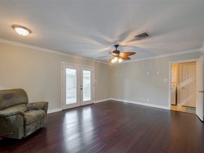 5411 Spellman Road, Houston TX 77096