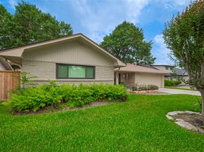 5411 Spellman Road, Houston TX 77096