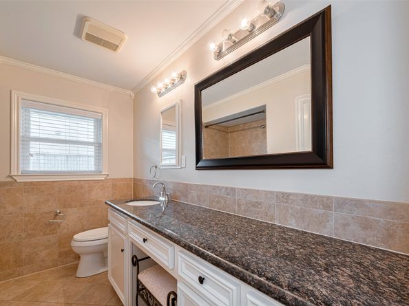 5411 Spellman Road, Houston TX 77096