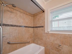 5411 Spellman Road, Houston TX 77096