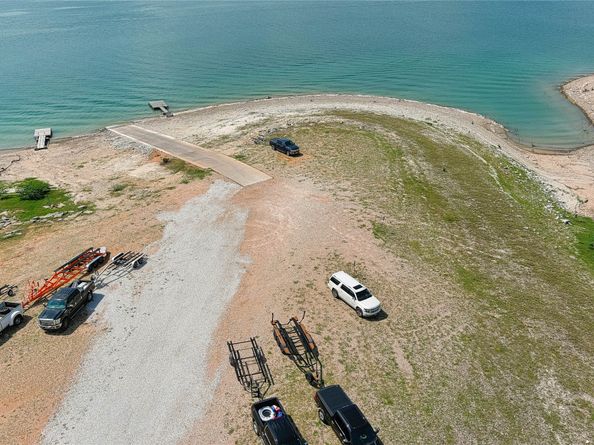 565 Demarett Drive, Point Venture TX 78645