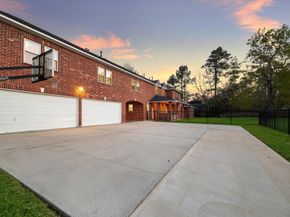 15 Enchanted Woods Drive, Kingwood TX 77339