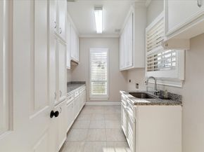 15 Enchanted Woods Drive, Kingwood TX 77339