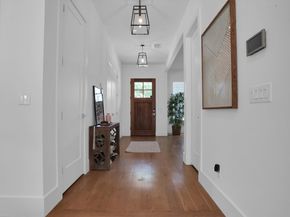 9115 Hammerly Boulevard, Houston TX 77080