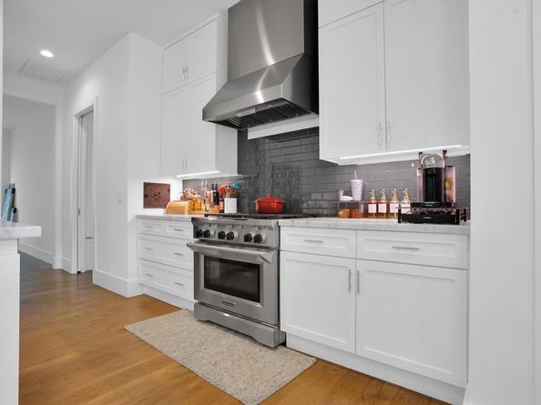 9115 Hammerly Boulevard, Houston TX 77080