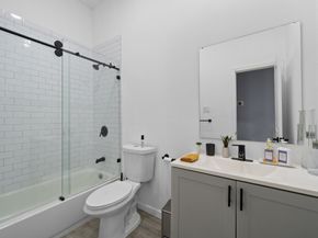 5005 Brady Street, Houston TX 77011