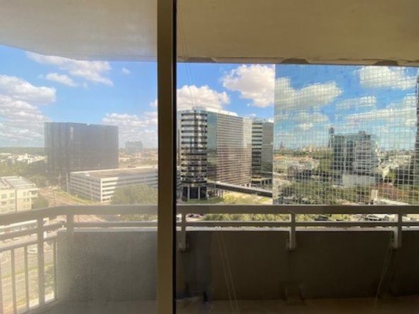 14 Greenway Plaza 13R, Houston TX 77046