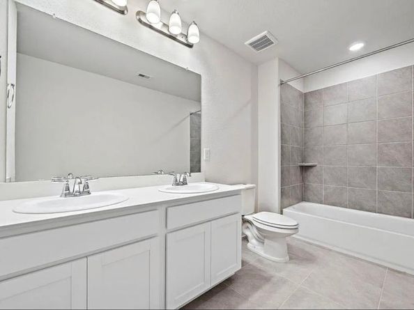 5631 Giving Grace Way, Houston TX 77048