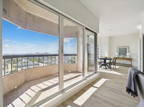 2001 Holcombe Boulevard 1905, Houston TX 77030