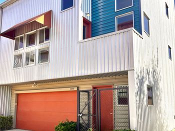 3050 Commerce Street