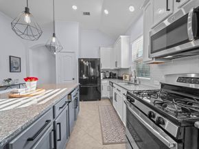 2611 Winding Creek Way, Conroe TX 77385