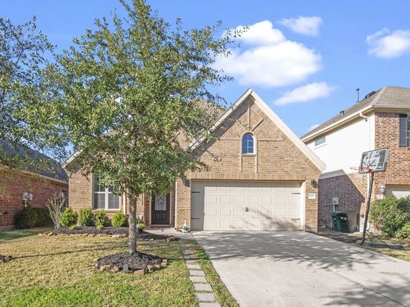 2611 Winding Creek Way, Conroe TX 77385