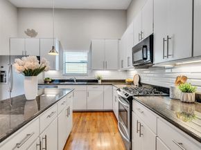 5841 Darling Street B, Houston TX 77007