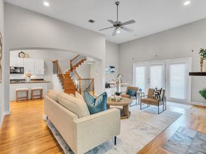 5841 Darling Street B, Houston TX 77007