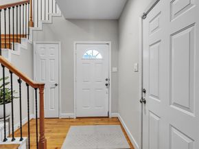 5841 Darling Street B, Houston TX 77007