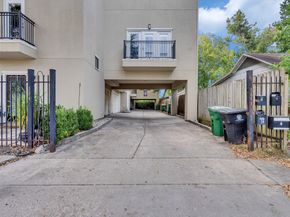 5841 Darling Street B, Houston TX 77007