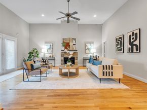 5841 Darling Street B, Houston TX 77007