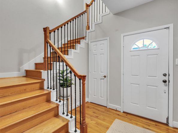 5841 Darling Street B, Houston TX 77007